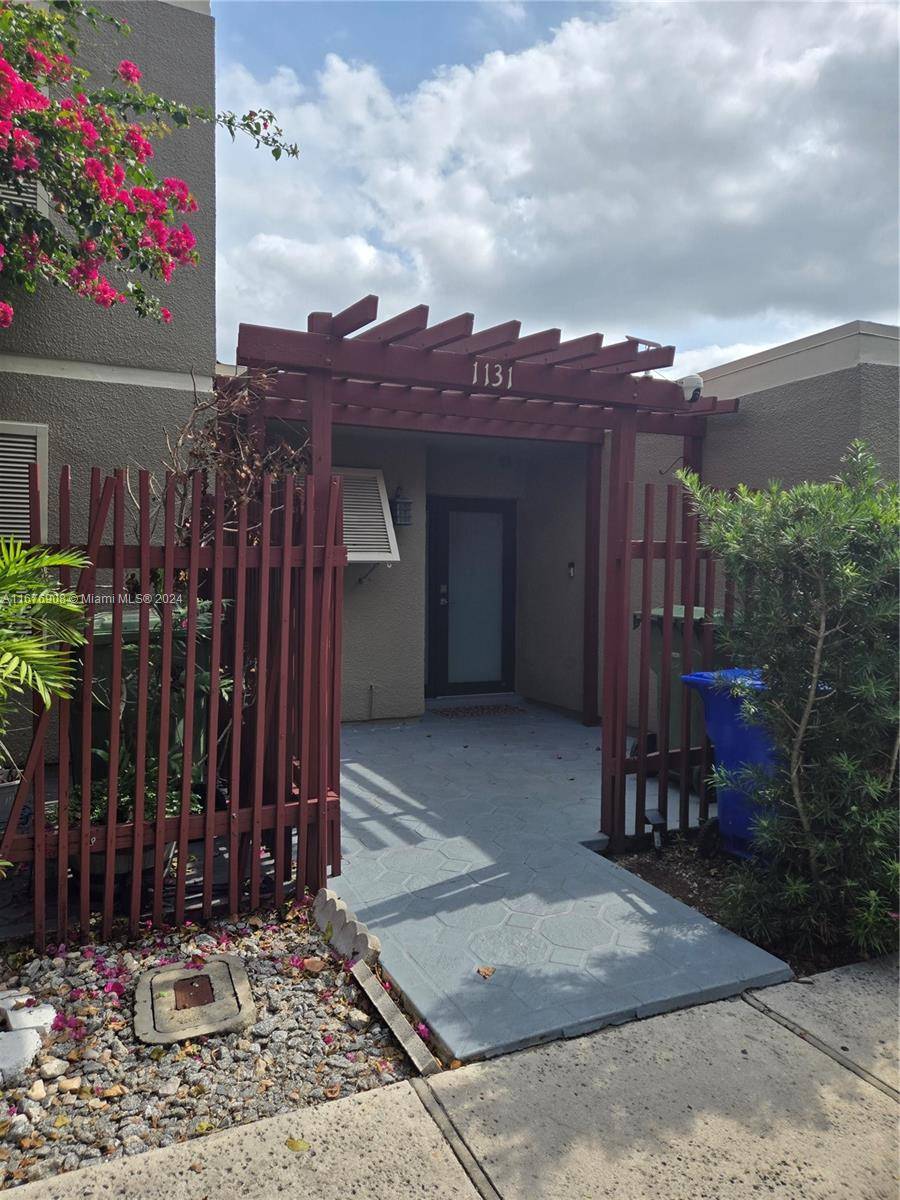 Pembroke Pines, FL 33026,1131 N Hiatus Rd #1131