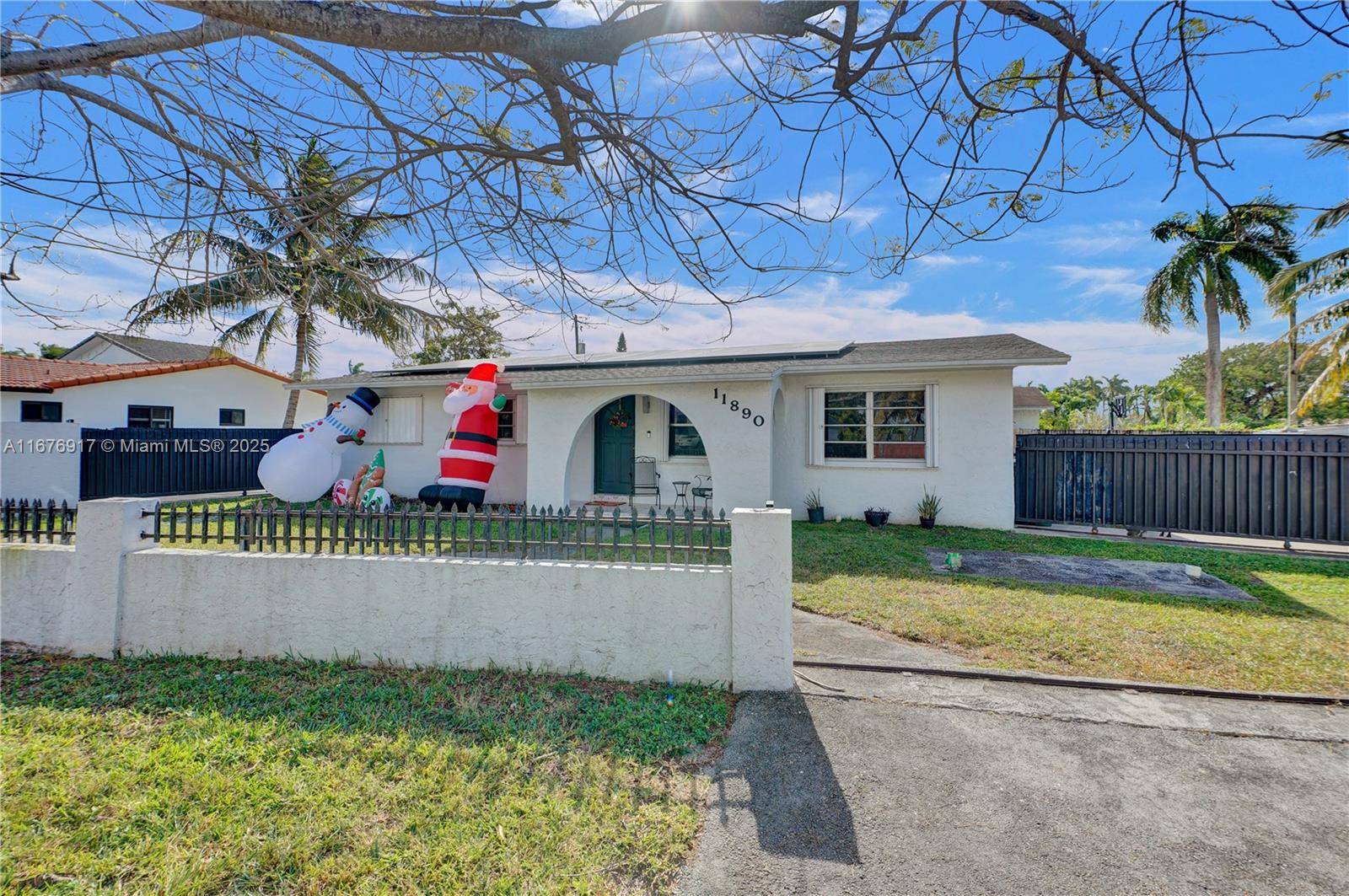 Miami, FL 33184,11890 SW 5th St
