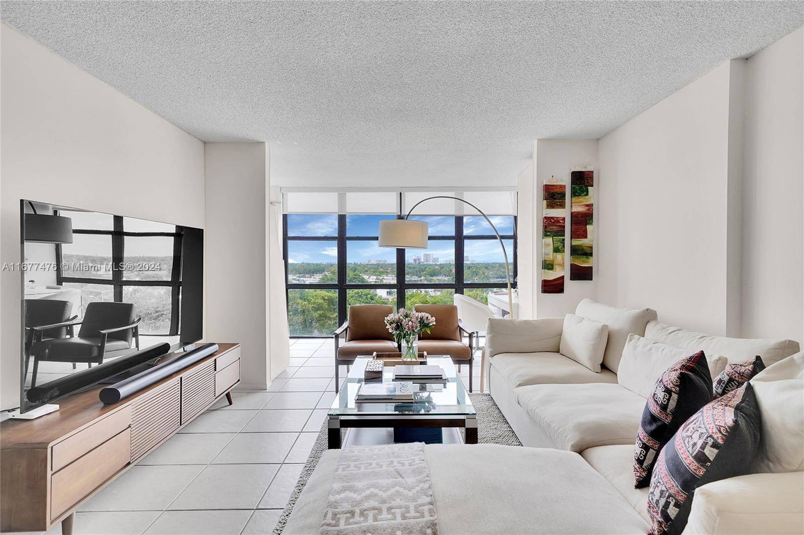 Hallandale Beach, FL 33009,800 Parkview Dr #827