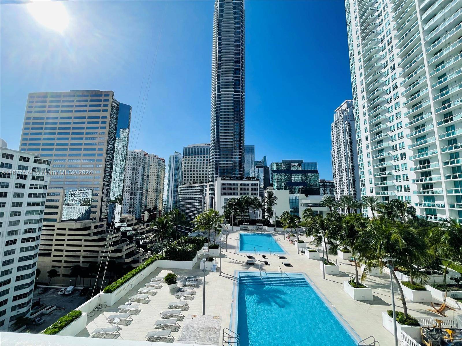 Miami, FL 33131,950 Brickell Bay Dr #1409