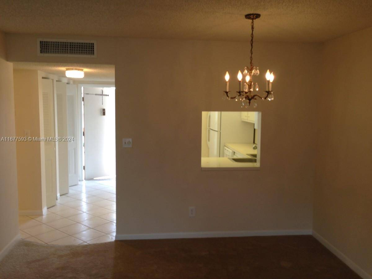 Tamarac, FL 33319,5961 NW 61st Ave #311