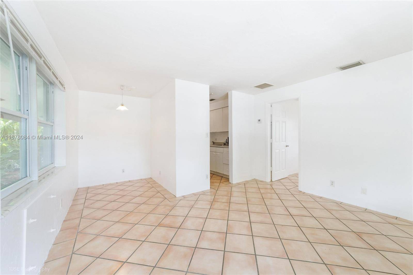 Fort Lauderdale, FL 33304,924 NE 17th Ter #1