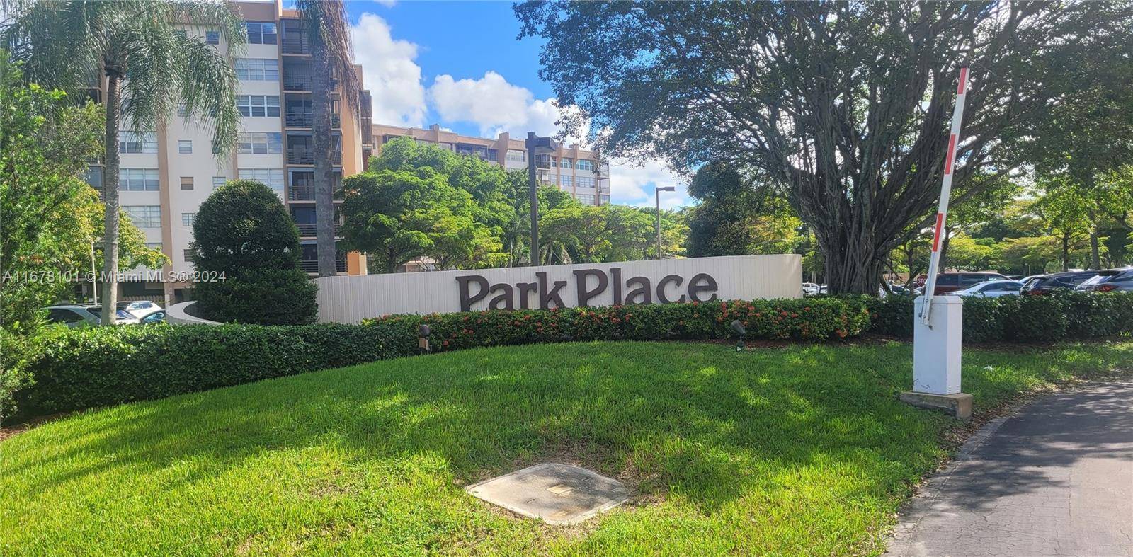 Pembroke Pines, FL 33026,1100 Saint Charles Pl #715