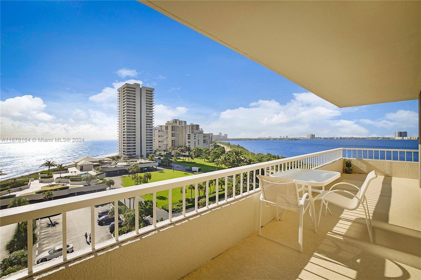 Singer Island, FL 33404,5550 N Ocean Drive #8B