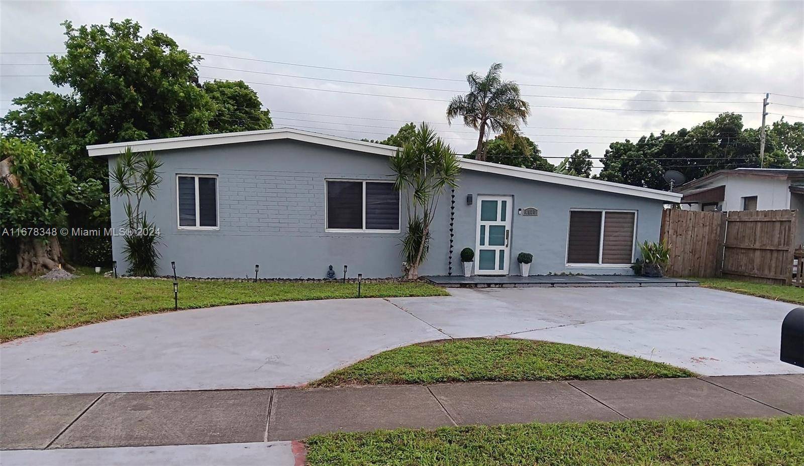 West Park, FL 33023,4510 SW 40th St