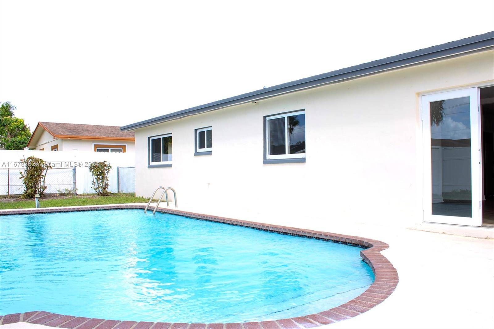 North Lauderdale, FL 33068,6410 Braeburn