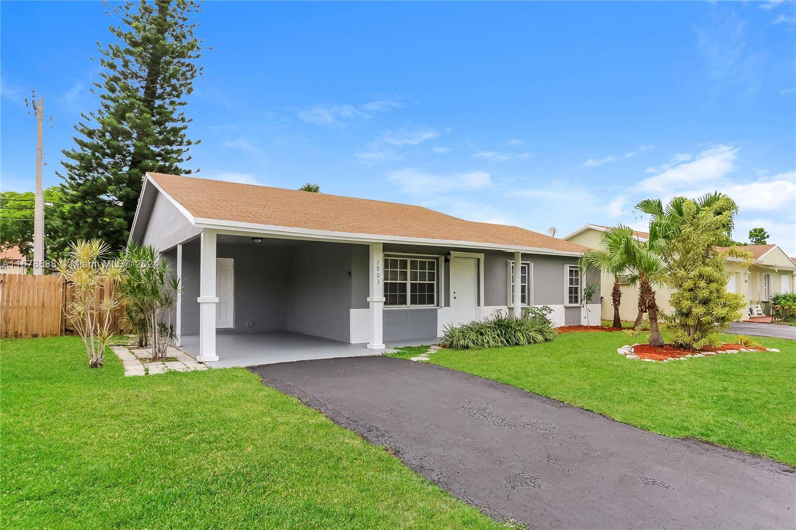 North Lauderdale, FL 33068,7903 SW 3rd St
