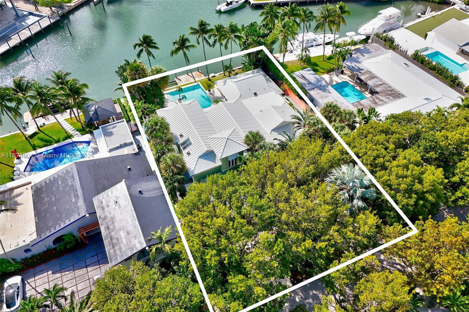 Key Biscayne, FL 33149,50 Island Dr