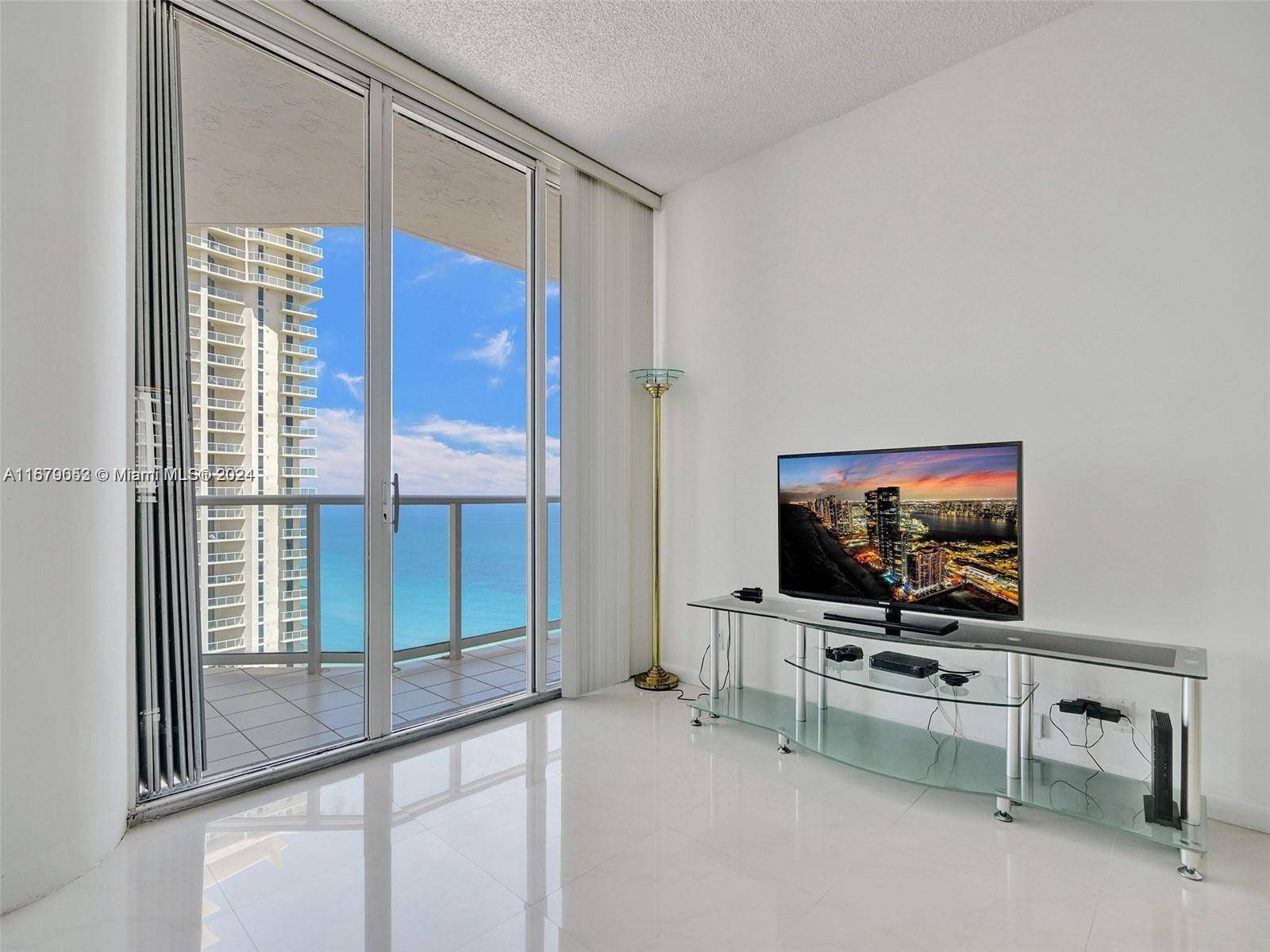 Sunny Isles Beach, FL 33160,16485 Collins Ave #PH35C