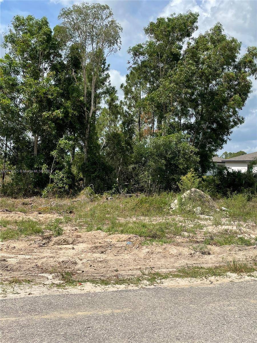 Fort Myers, FL 33913,869 Winwood Circle