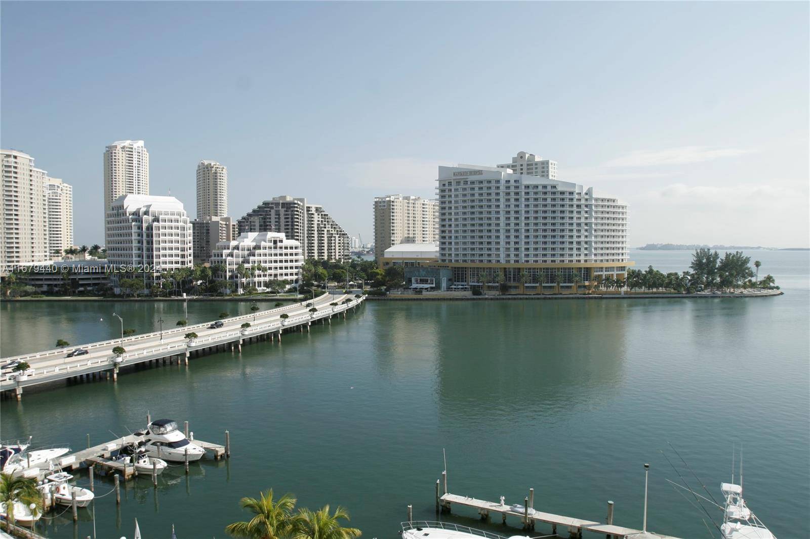 Miami, FL 33131,905 Brickell Bay Dr #1530