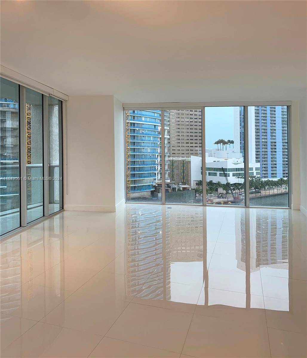 Miami, FL 33131,465 Brickell Ave #1002