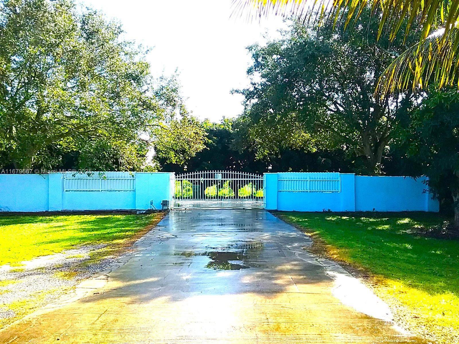 Homestead, FL 33034,36520 SW 214th Ave