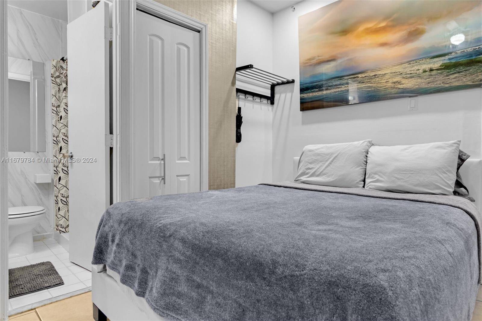 Miami Beach, FL 33139,335 Ocean Dr #126