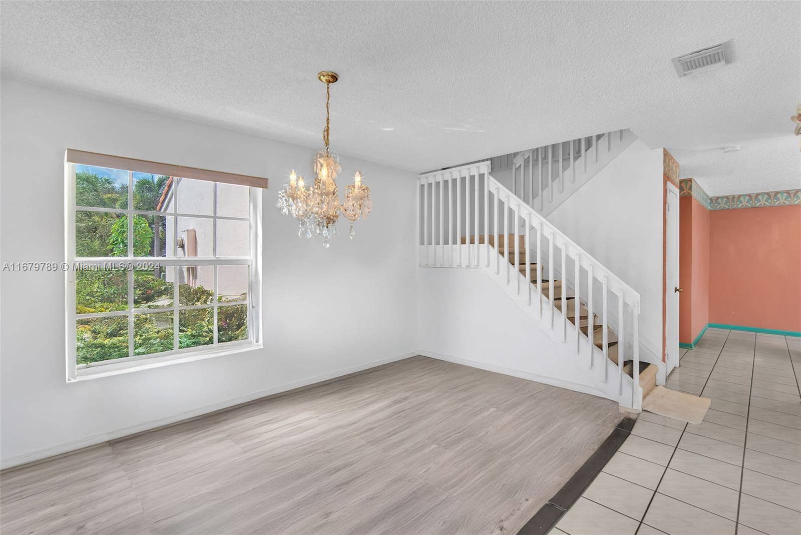Pembroke Pines, FL 33029,19101 NW 11th St
