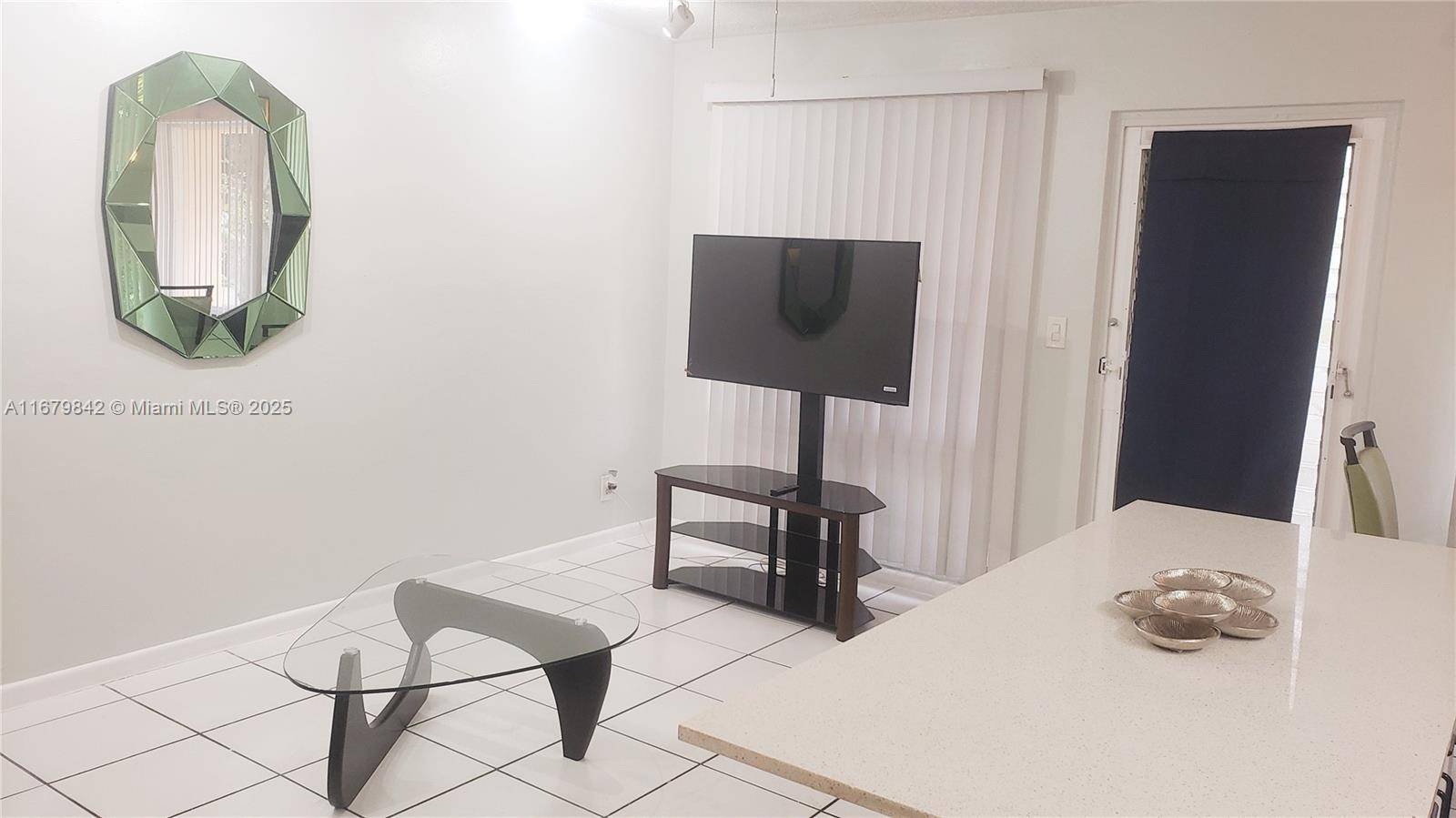 Fort Lauderdale, FL 33306,2624 NE 30th Pl #104B