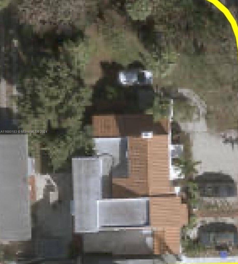 Miami, FL 33135,512 SW 21st Ave