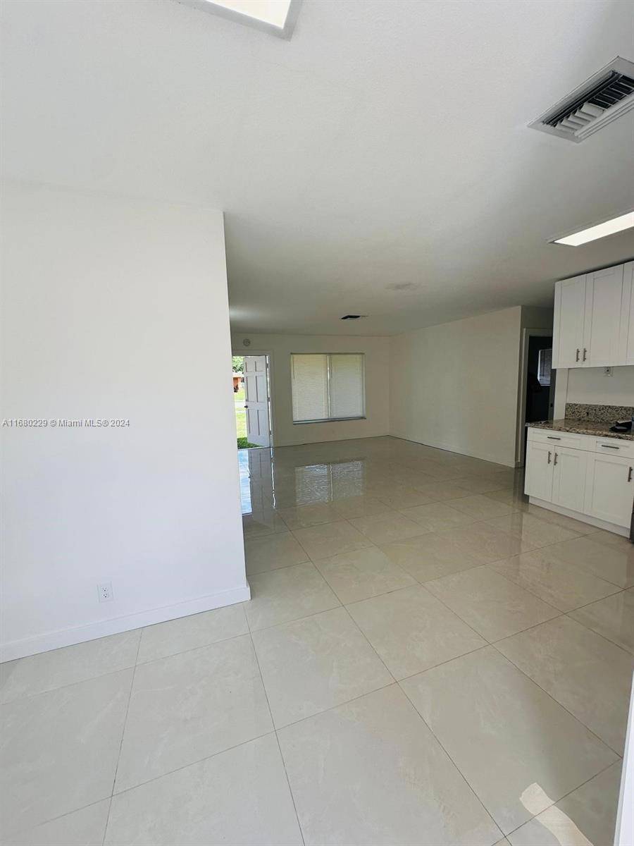 Fort Lauderdale, FL 33311,2620 NW 14th Ct