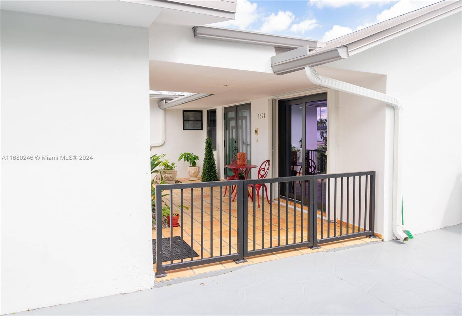 Unincorporated Dade, FL 33144,1321 SW 84th Ct