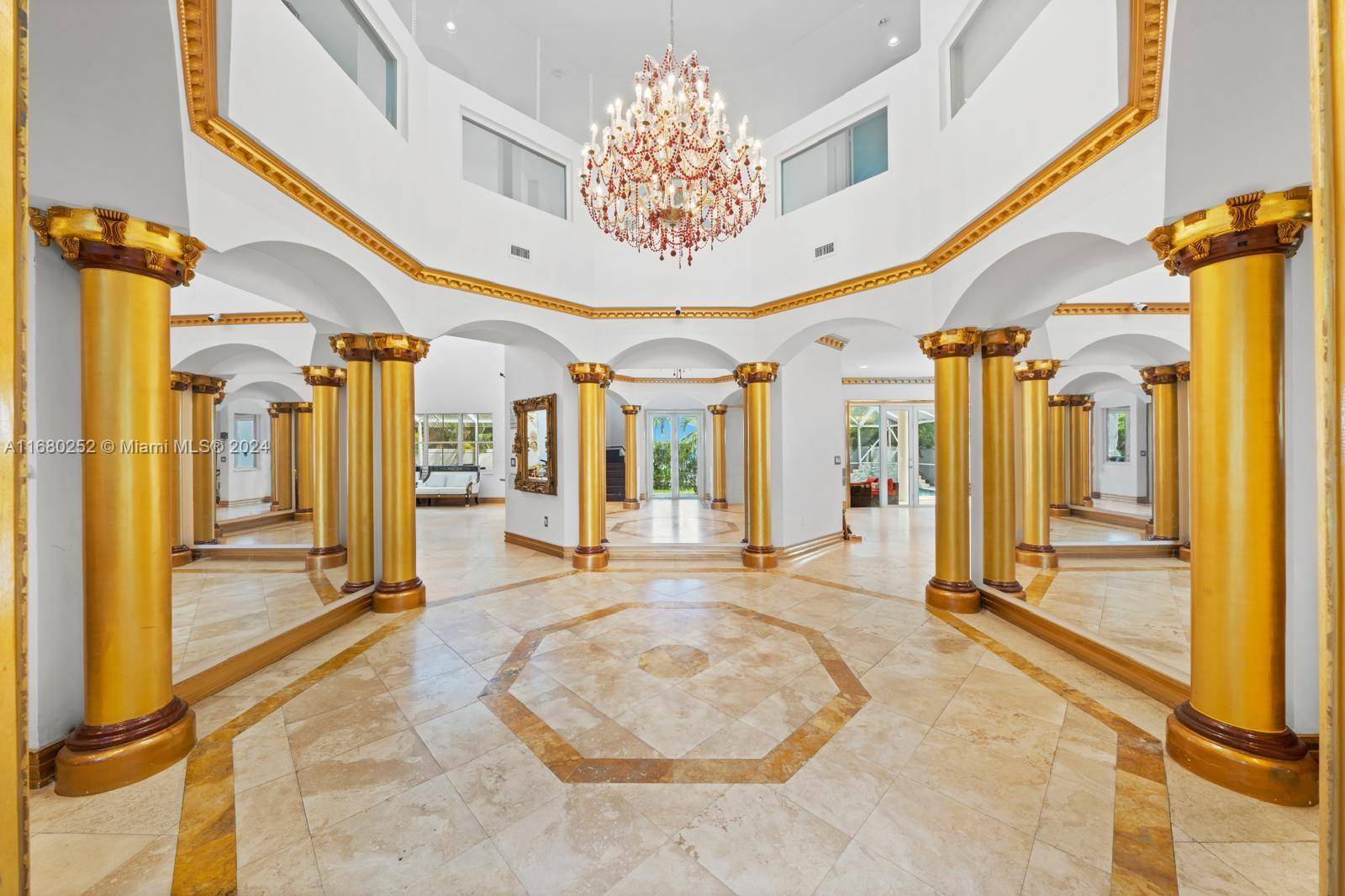Hollywood, FL 33019,1250 Wiley St
