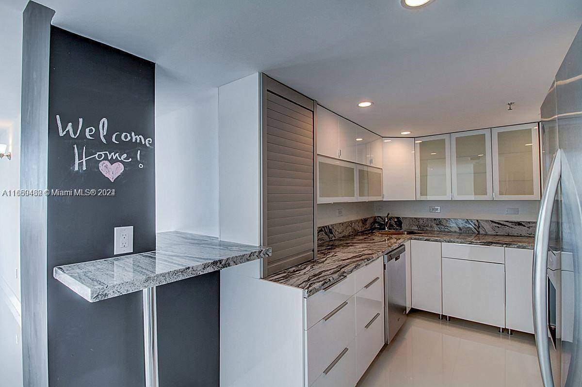 Aventura, FL 33180,20505 E Country Club Dr #1931