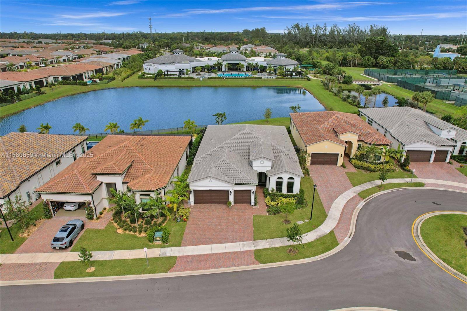 Parkland, FL 33067,7810 Rowan Ter