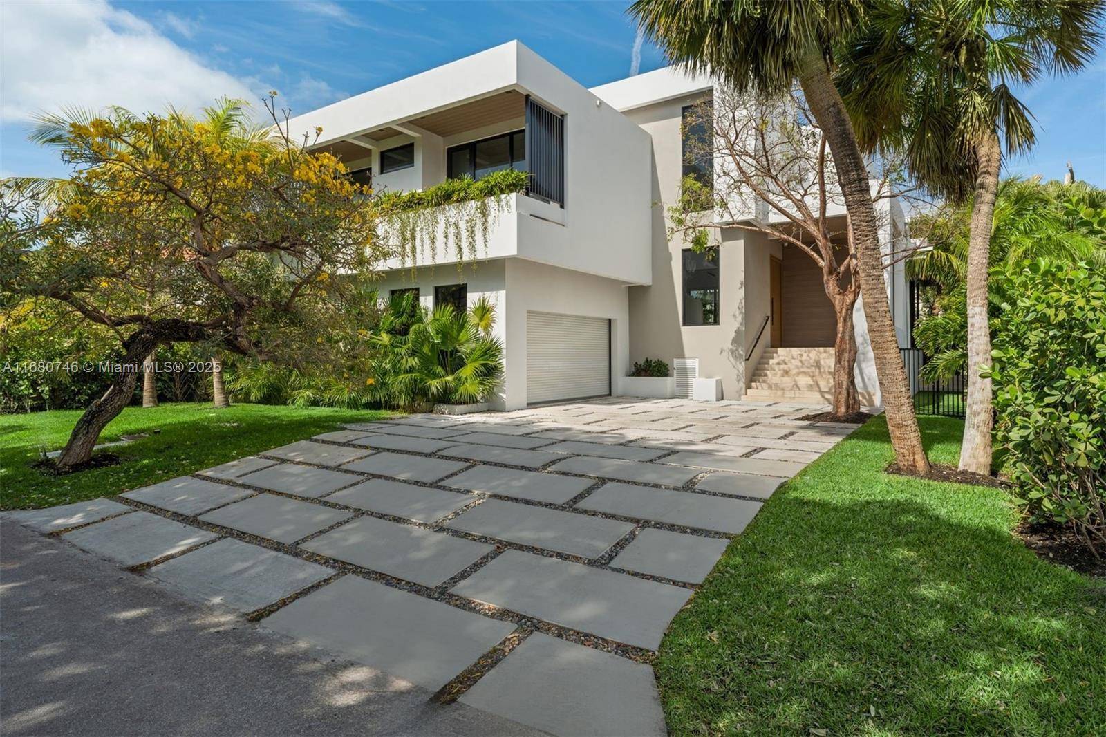 Key Biscayne, FL 33149,650 Warren Ln