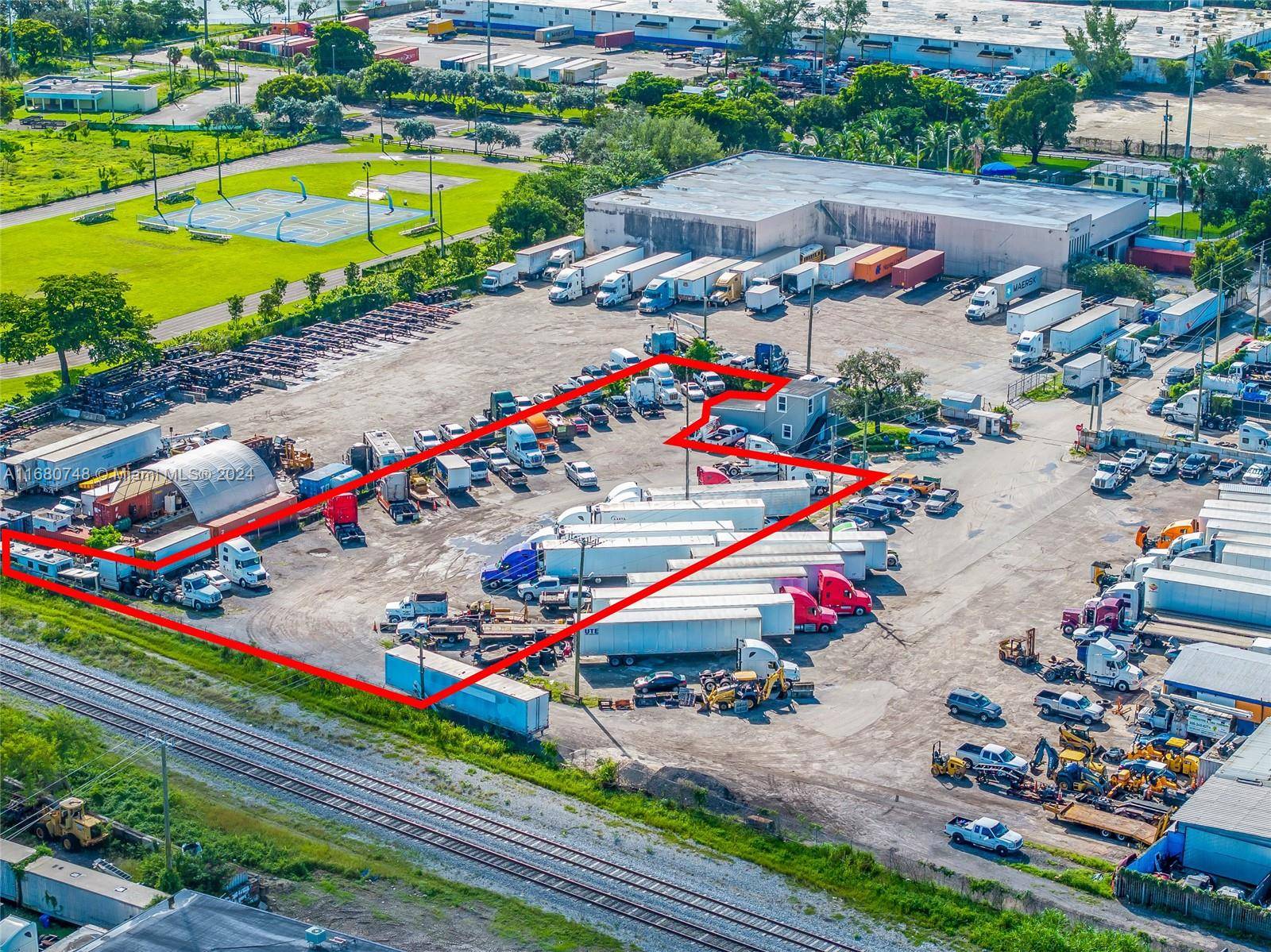 Miami, FL 33147,2575 NW 72nd St