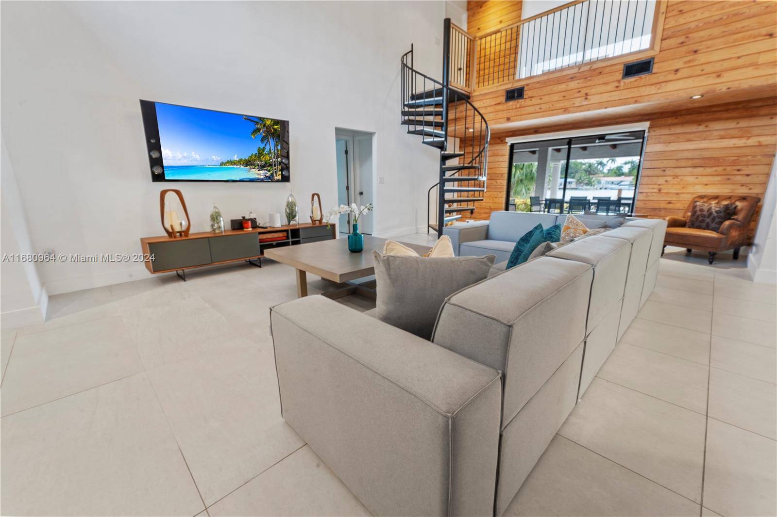 North Bay Village, FL 33141,7536 W Treasure Dr