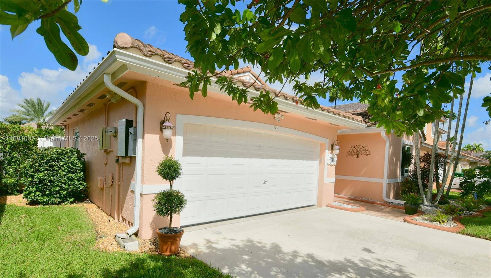 Miramar, FL 33027,15311 SW 51st St