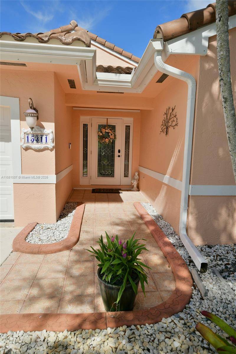 Miramar, FL 33027,15311 SW 51st St