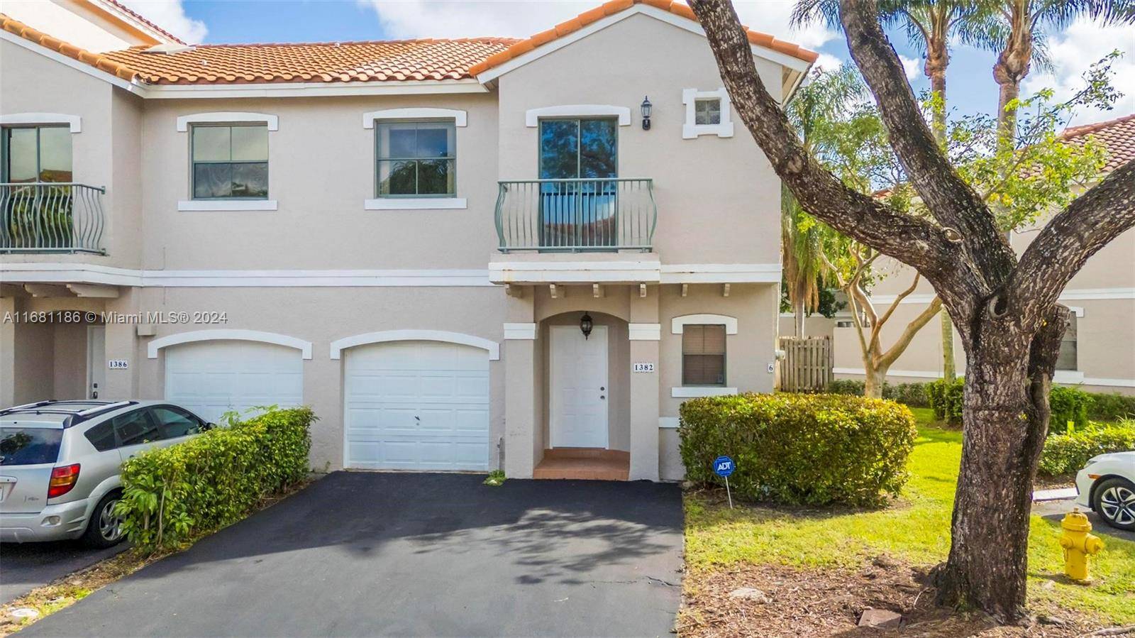 Sunrise, FL 33323,1382 NW 126th Way #1382