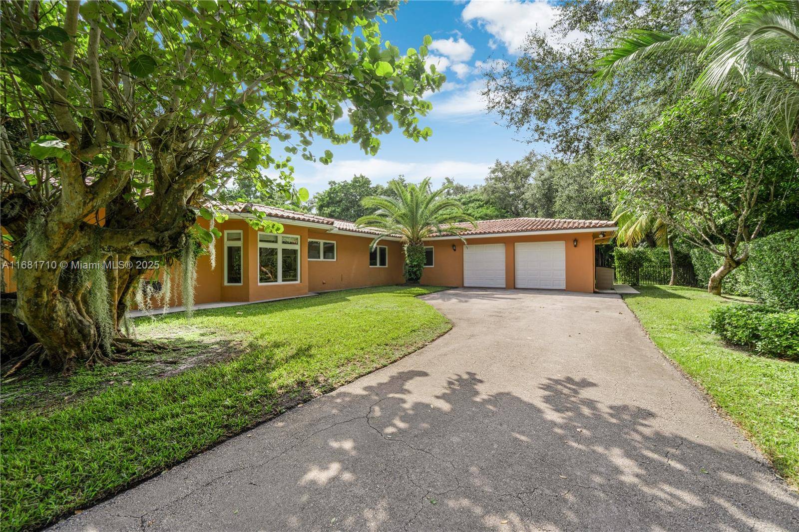 Coral Gables, FL 33143,7020 Almansa St