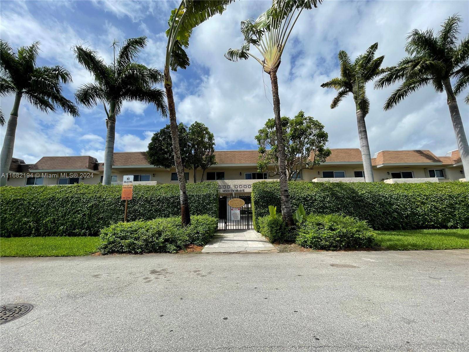 Palmetto Bay, FL 33176,14500 SW 88th Ave #206