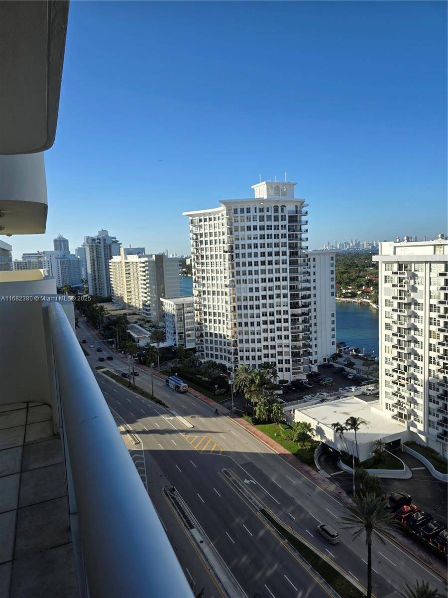 Miami Beach, FL 33140,5757 Collins Ave #1902