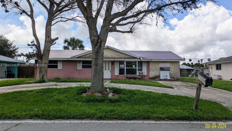 Palm Beach Gardens, FL 33410,4318 Crestdale St