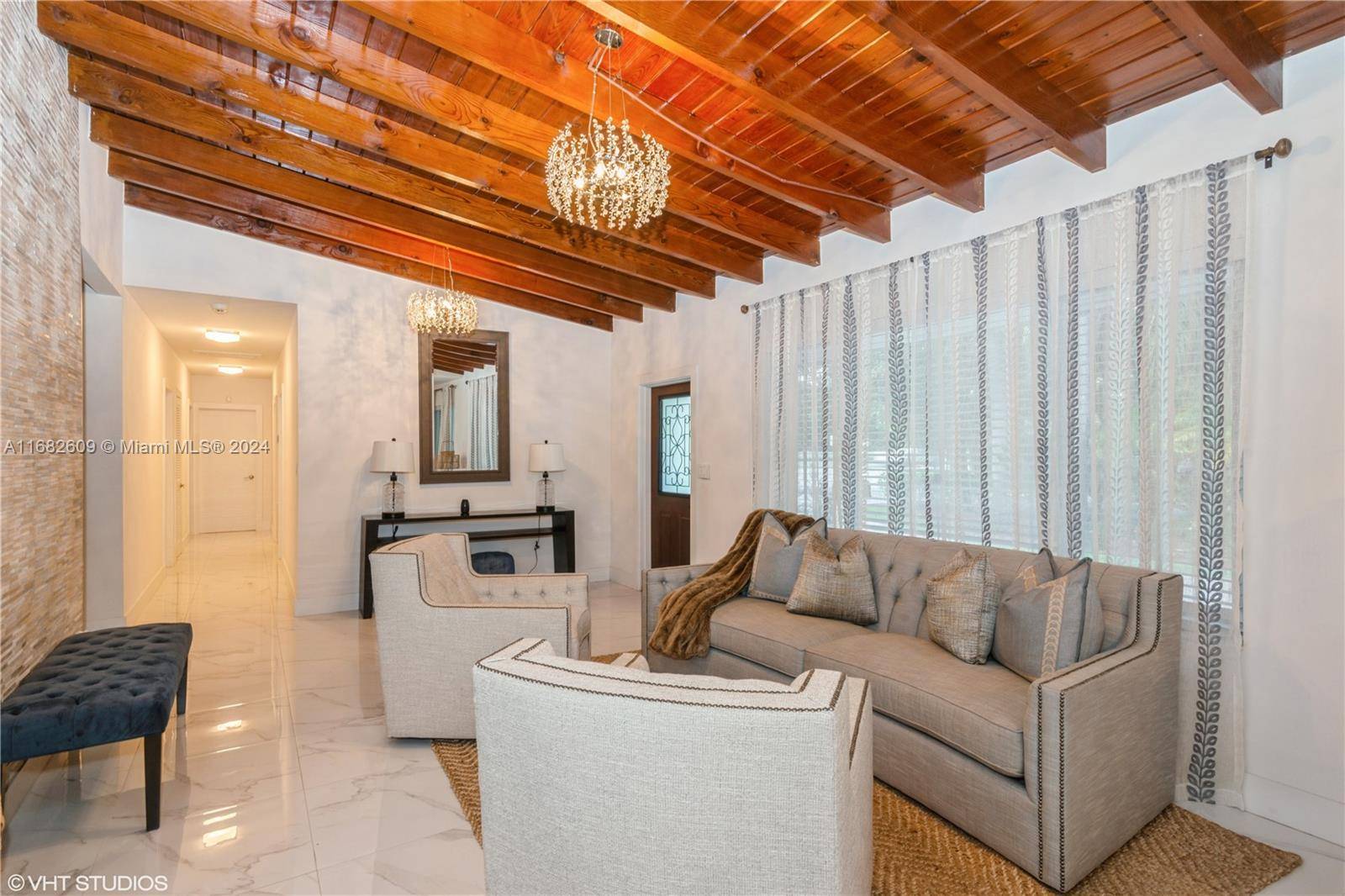 Pinecrest, FL 33156,8135 SW 136th St