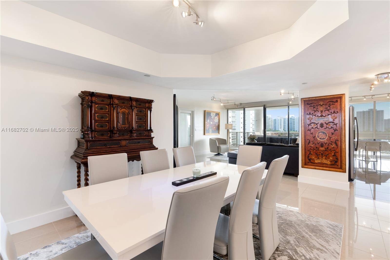Aventura, FL 33180,3600 Yacht Club Dr #803