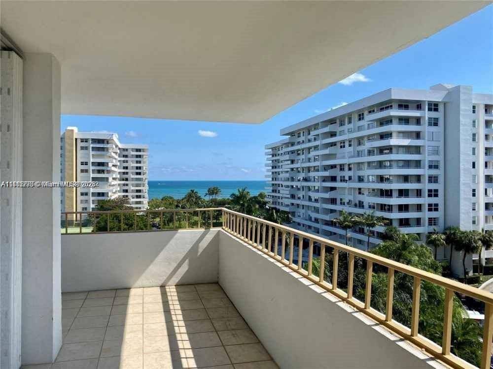 Key Biscayne, FL 33149,155 Ocean Lane Dr #709