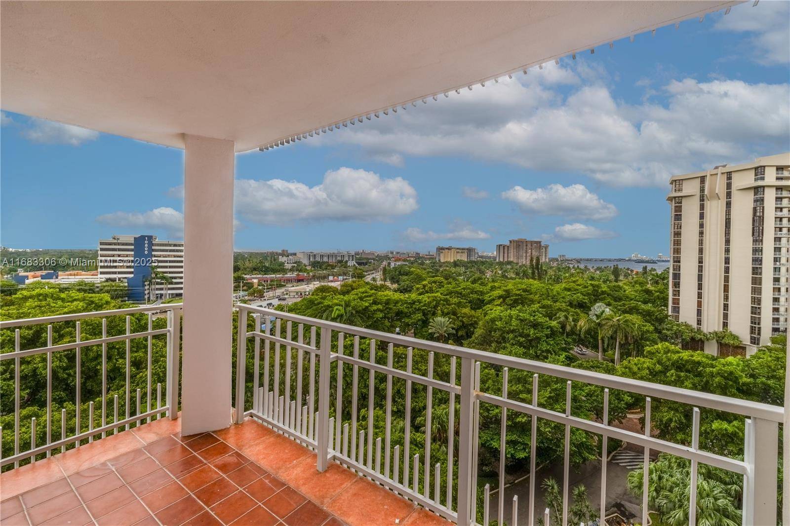 Miami, FL 33138,2000 Towerside Ter #1111