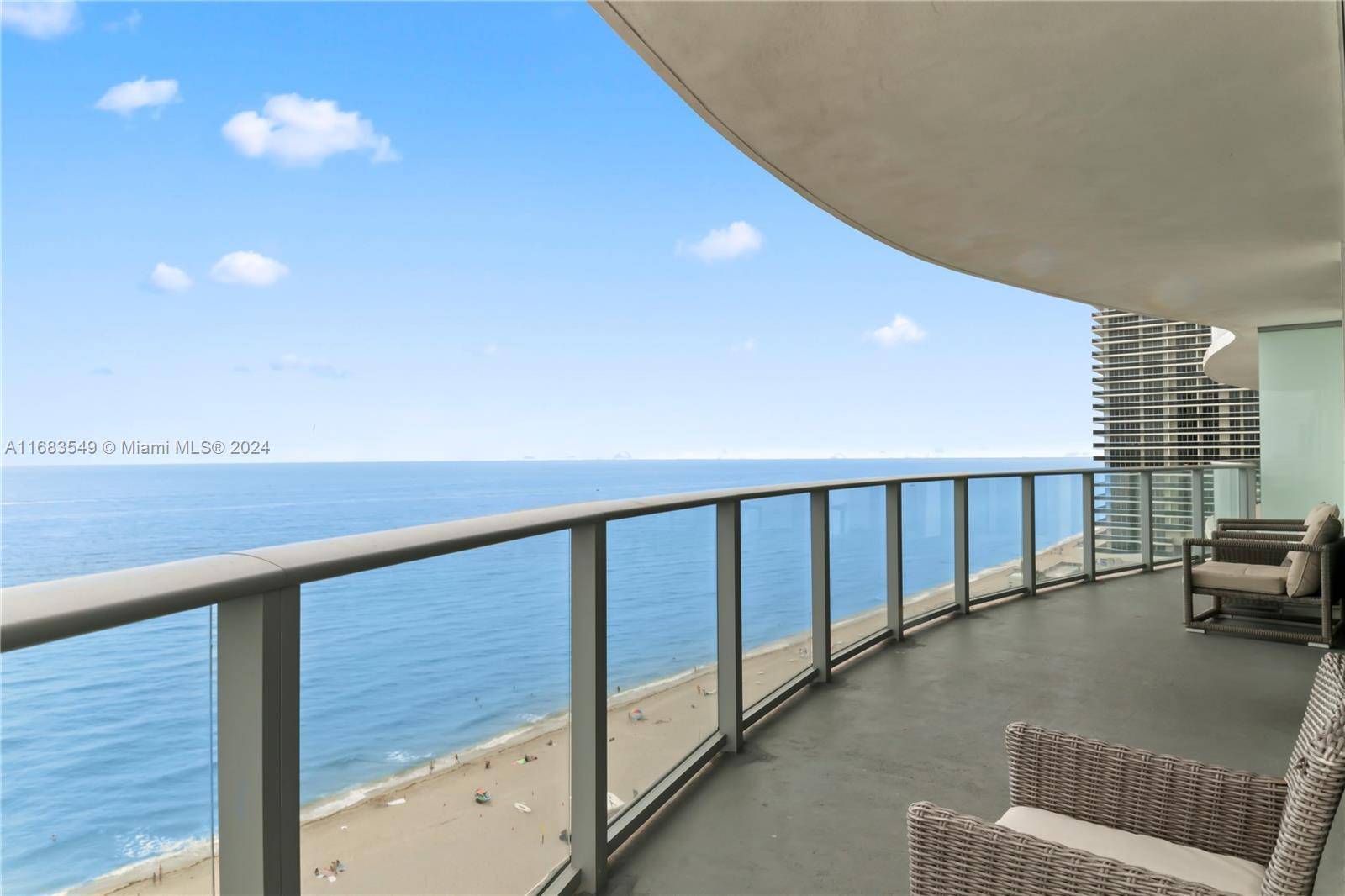 Hollywood, FL 33019,4111 S Ocean Dr #1202