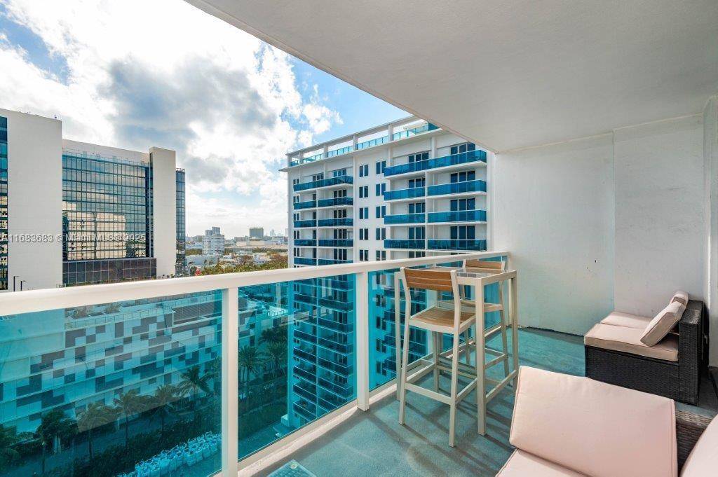 Miami Beach, FL 33139,2301 Collins Ave #1204