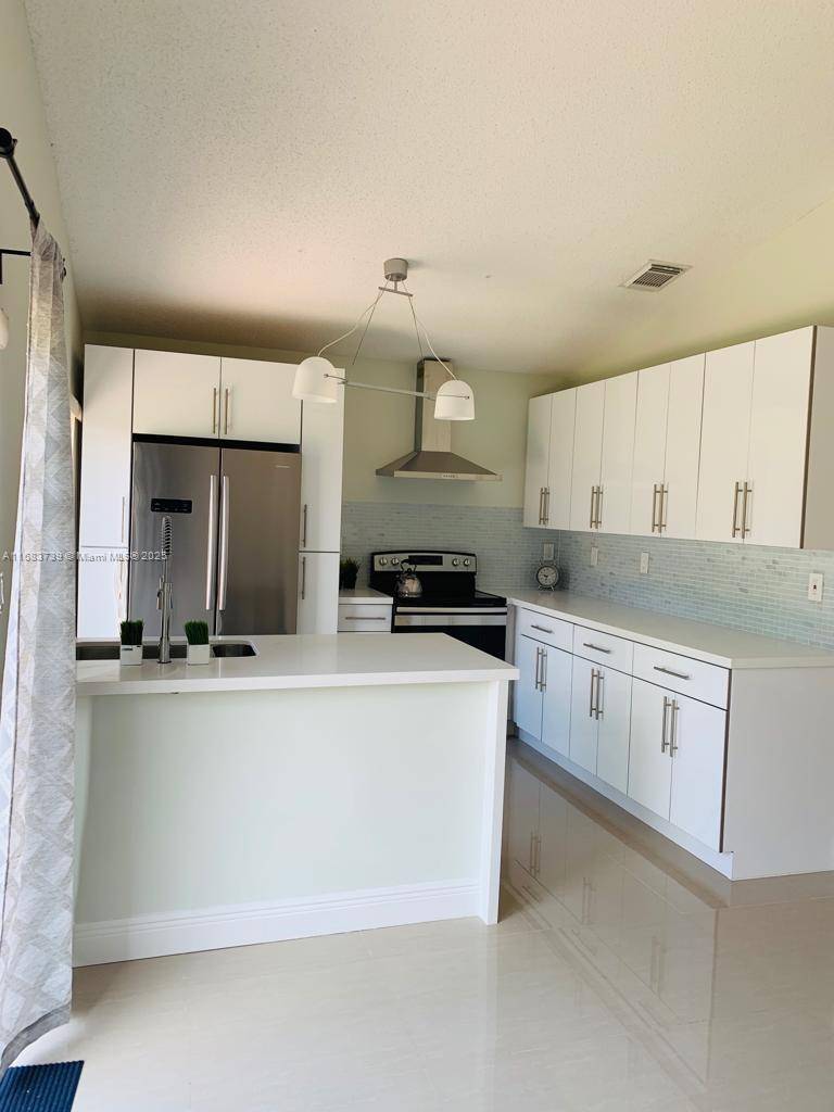 Miami, FL 33177,14315 SW 177th Ter