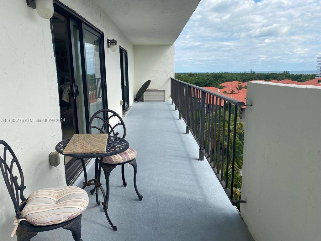 Key Biscayne, FL 33149,77 Crandon Blvd #9E