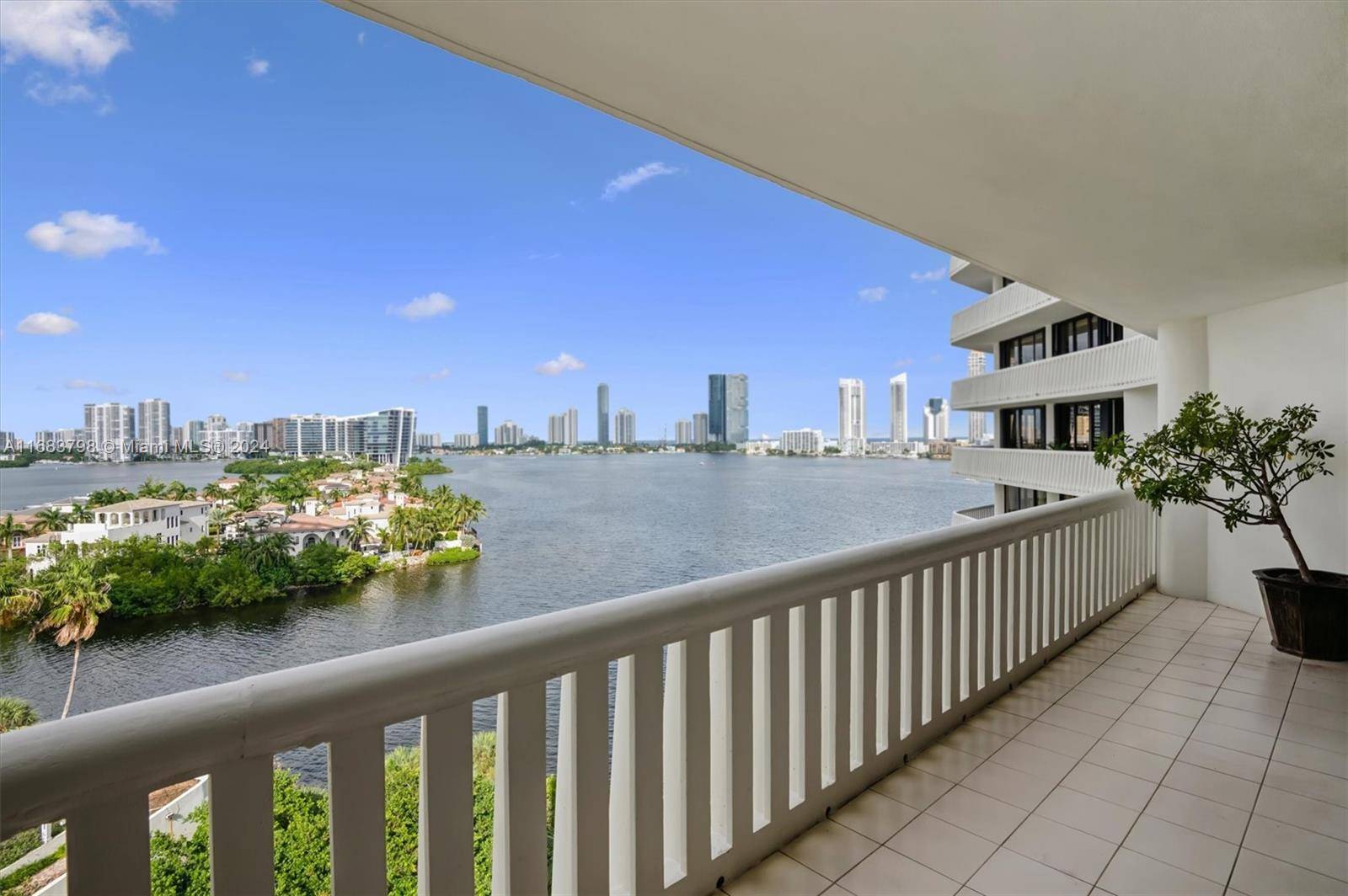 Aventura, FL 33160,3000 Island Blvd #1003