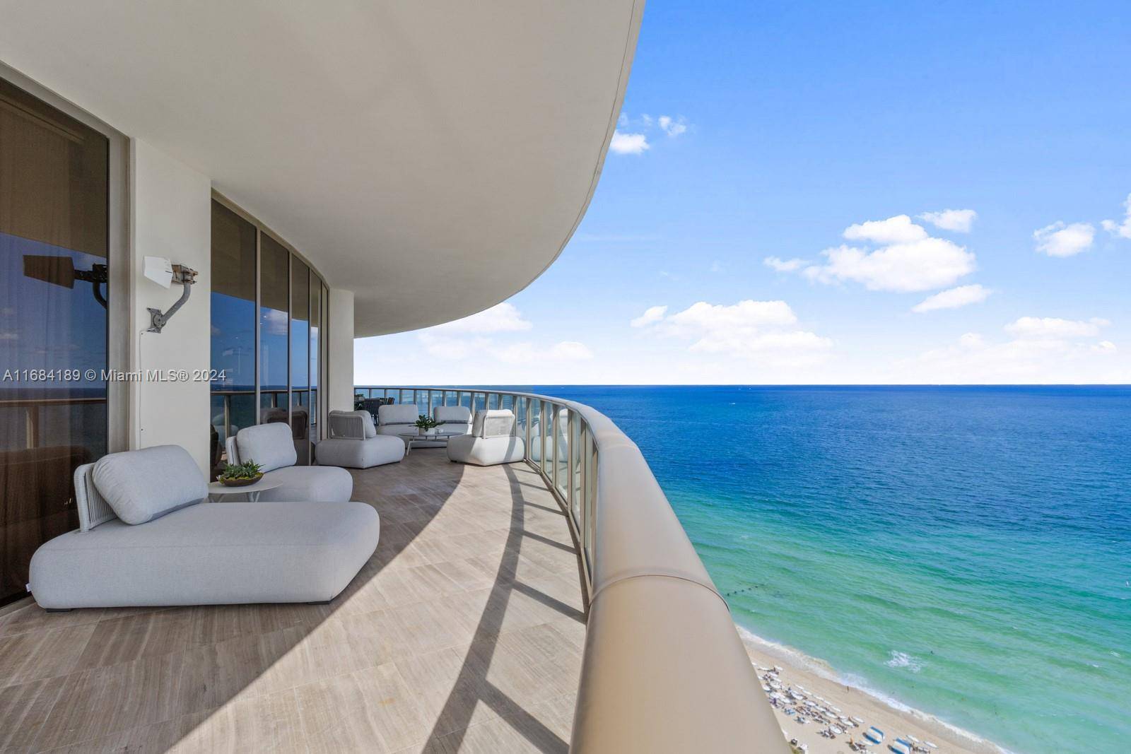 Bal Harbour, FL 33154,9703 Collins Ave #1800