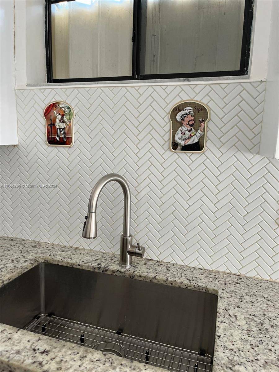 Hialeah, FL 33016,2749 W 72nd St
