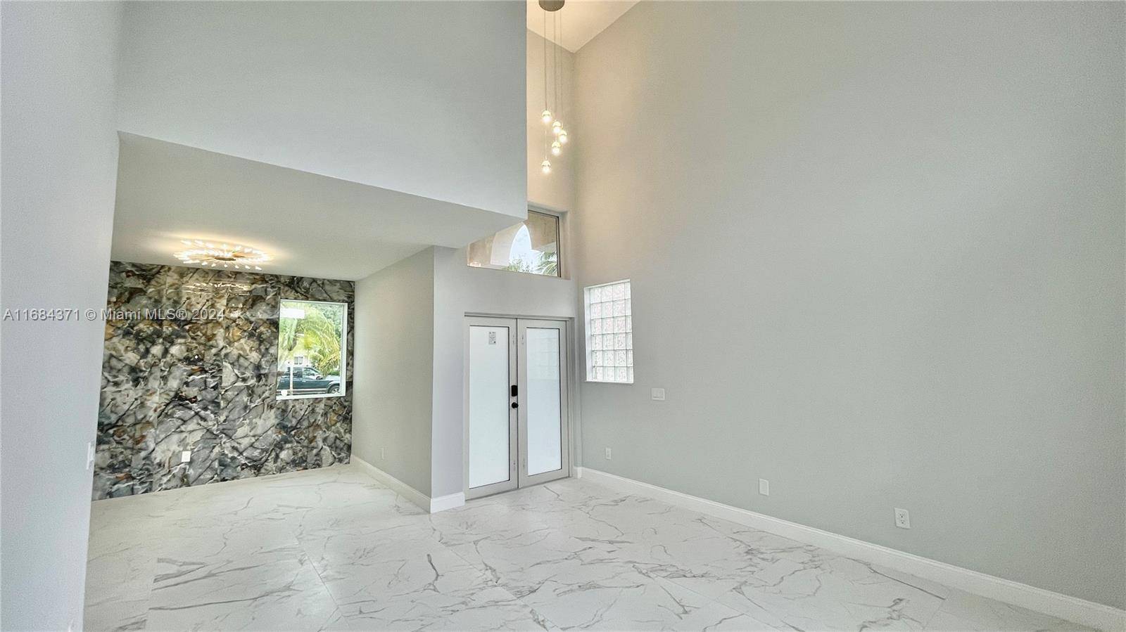Pembroke Pines, FL 33029,212 SW 179th Ave