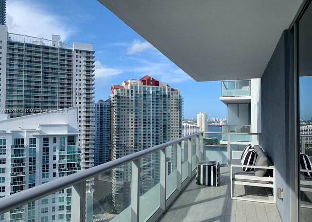 Miami, FL 33131,1300 Brickell Bay Dr #2600