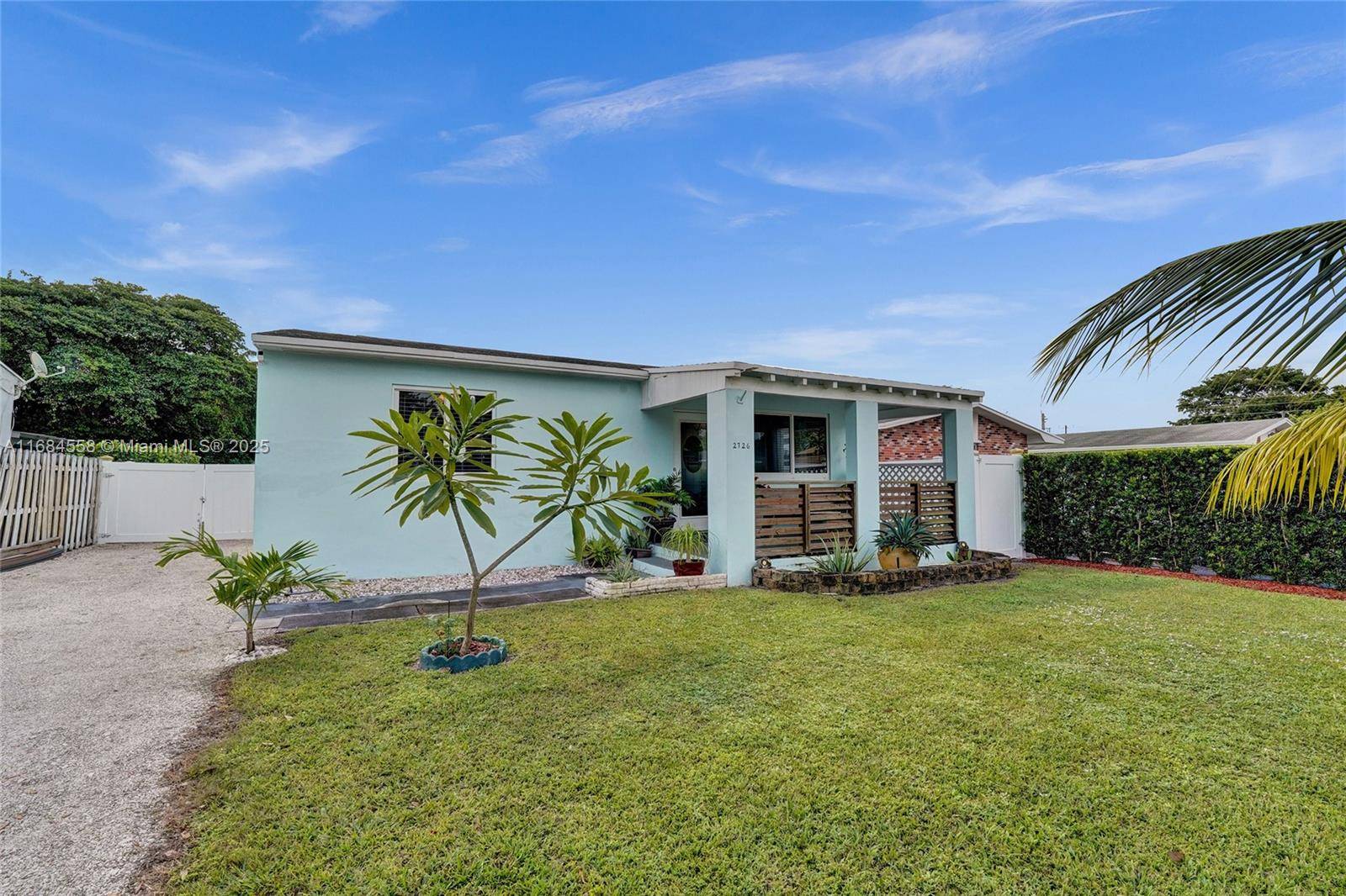 Hollywood, FL 33020,2726 Taylor St